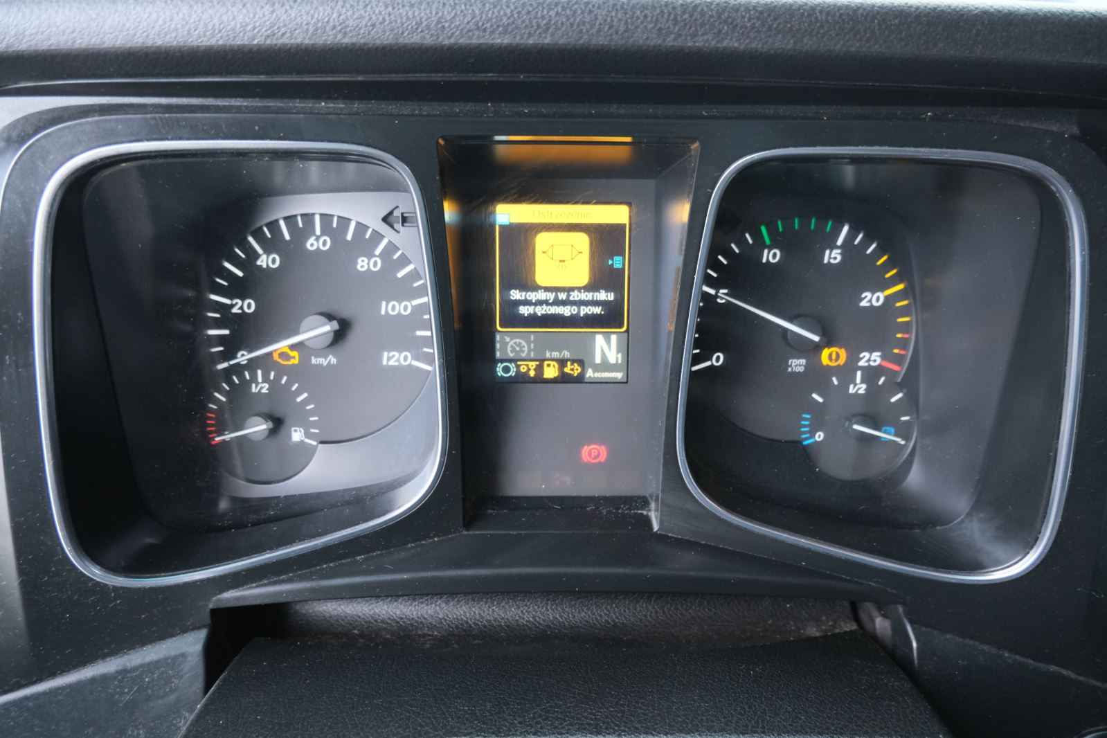 MERCEDES-BENZ 2545 ACTROS E6 25.0T 12809,00 ccm / 449 KM